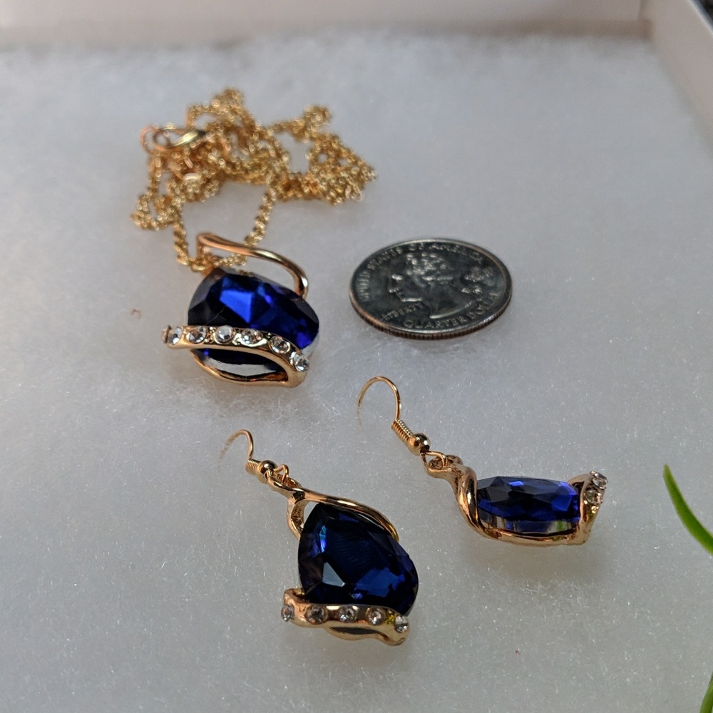 Last One ❤ Royal Blue Necklace Meghan Markle Style - Picture 3 of 7